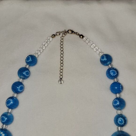 Stunning Graduated Bead Handmade Handcrafted Necklace 22-25 Inches NWOT - Picture 3 of 5